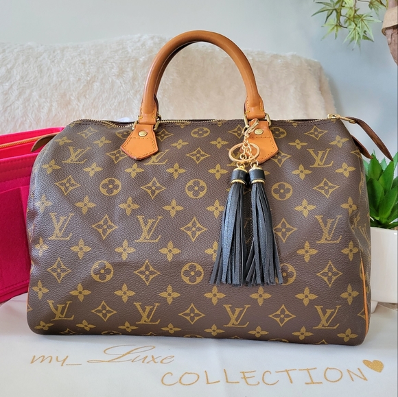 BEAUTIFUL ❤️Authentic LV Speedy 30 Monogram